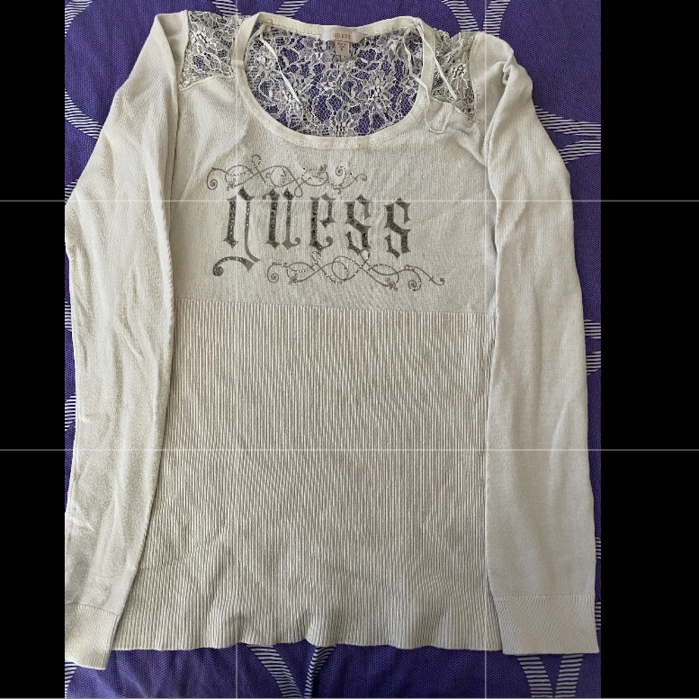 Guess top
